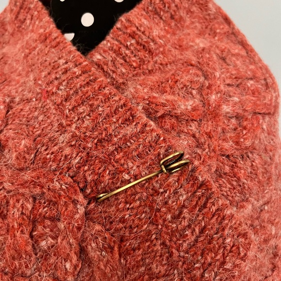 NWOT Ann Taylor Loft Shawl Wrap Knit Scarf - Picture 2 of 3